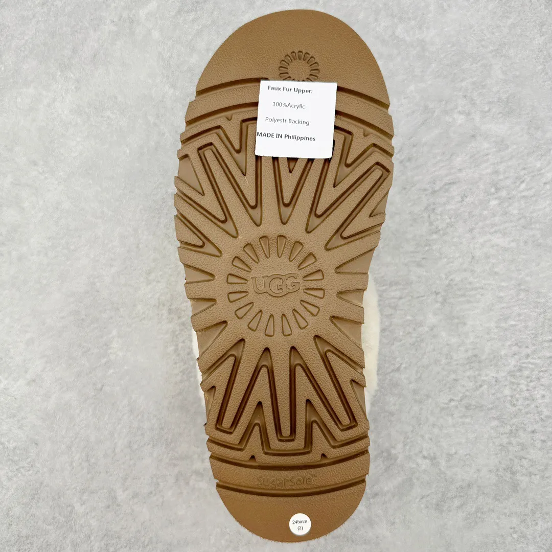 Pick up locally💰520 UGG slippers 2550 Star thick-soled autumn and winter sheep fur snow boots. All shoes are made from ZP. Longfeng A-grade Australian imported sheep fur. Brand OEM production line. Fully follow the ZP process. OEM original pattern maker. Adhere to no original shoes and no development selection. Pay attention to every detail. The most authentic version on the market. TREADLITE "Light Wing" technology outsole. Lightweight/durable/flexible/pile size: 35 36 37 38 39 40 Coding: by2936060